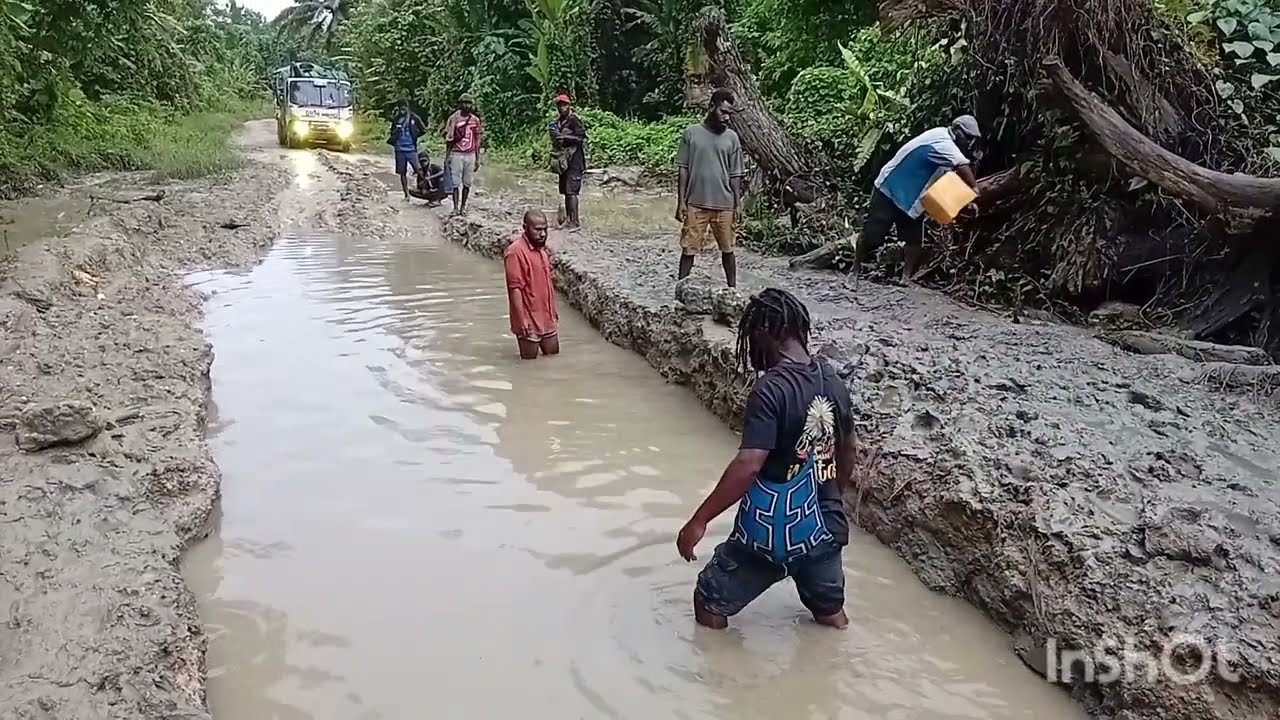 Bogia Road Struggles | Madang Papua New Guinea Bad Road Conditions 