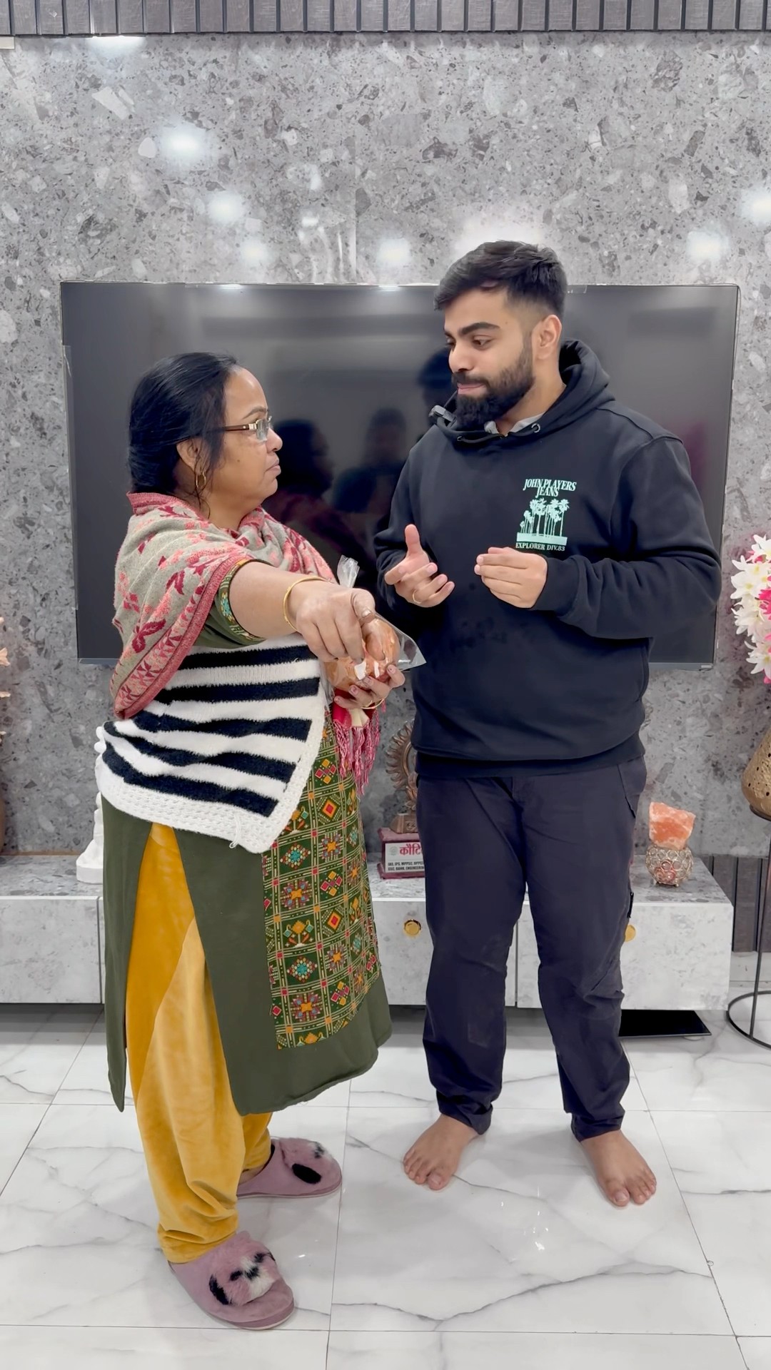 Gaurav k pizza k saath ye kya hua wait for end #shorts #youtubeshorts #gauravaroravlogs