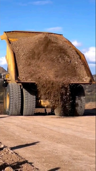 the world biggest dump truck
