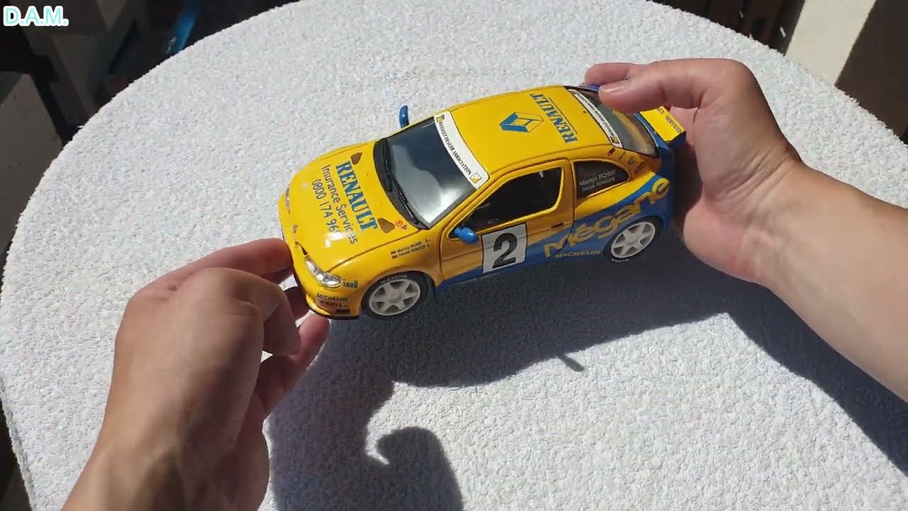 Renault Megane Maxi Nr.2 Anson 1/18 - YouTube