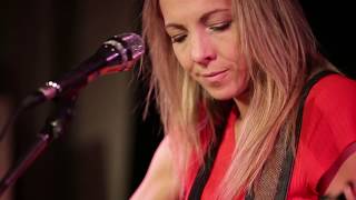 Melanie Dekker - rehearsal in front of live audience.