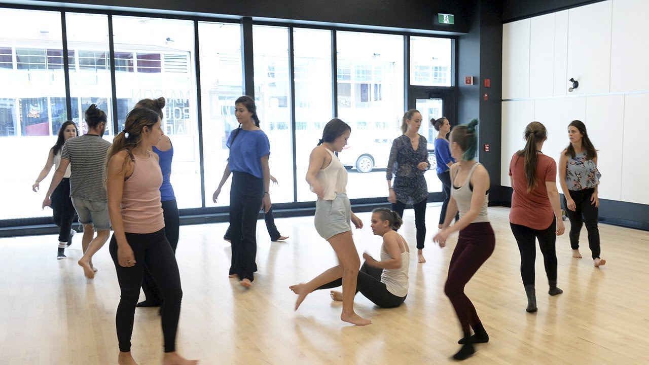 Québec a enfin sa Maison pour la danse YouTube