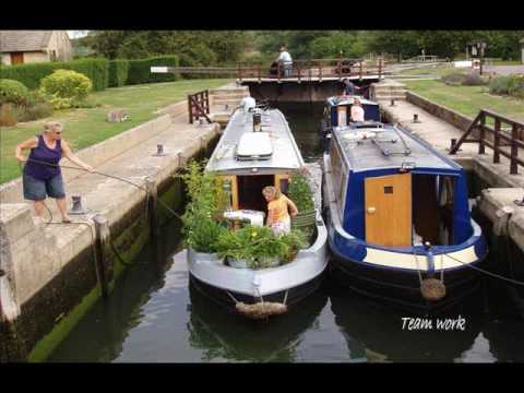 Oxford narrowboat available