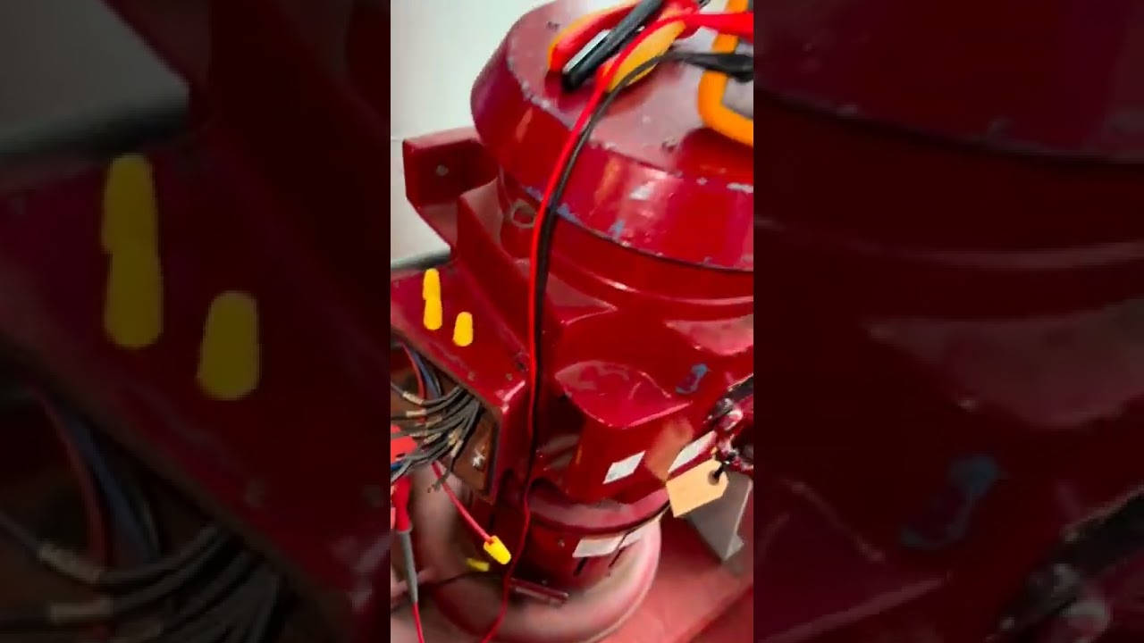 Fluke 1587FC checking the windings on this motor .