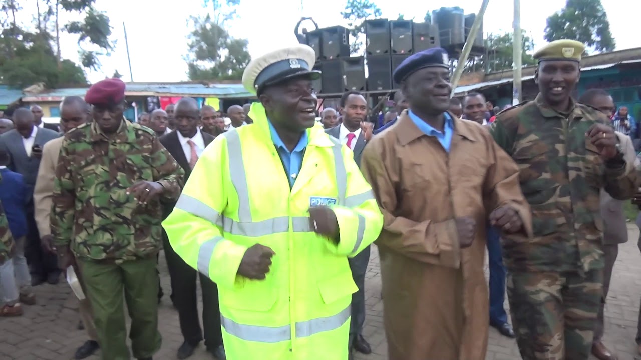 Ninani kamanda wa vita by pastor Samuel at Bomet crusade BESTNET MEDIA
