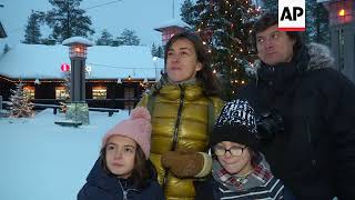 Santa Claus prepares for gift-giving trip in Lapland screenshot 3
