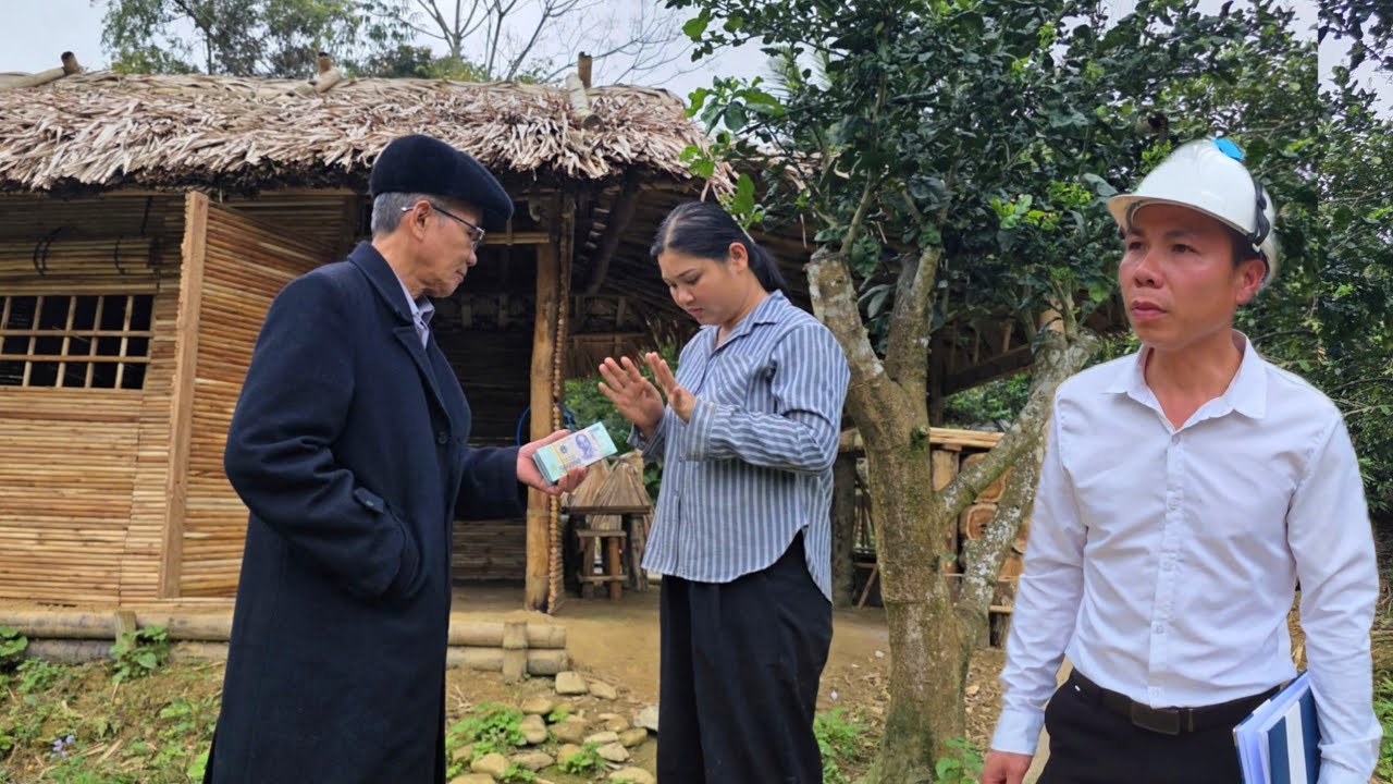 Take $50,000 or walk away from the CEO. Will the single mother choose love or money?