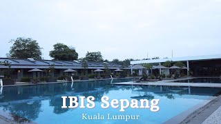 MOVING VLOG| TRANSIT BREAKFAST IN IBIS SEPANG KLIA | EMIRATES MEAL | FLY DUBAI MEAL