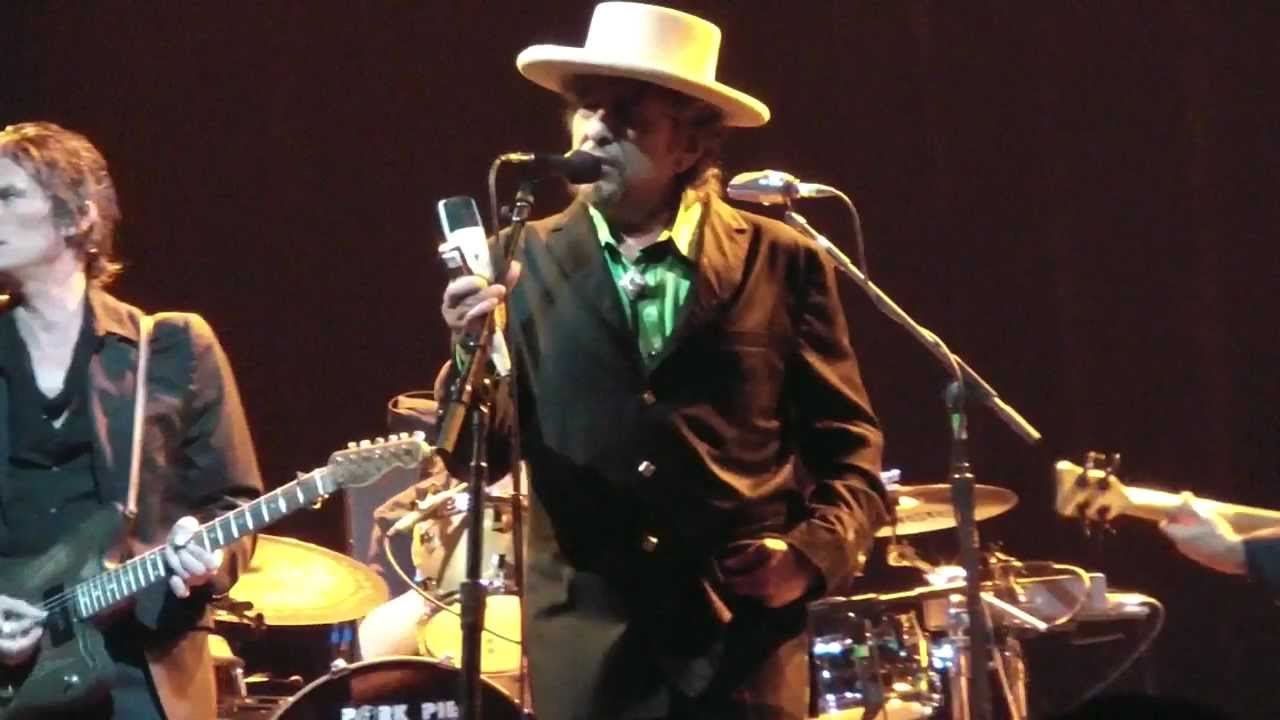 Bob Dylan - "Tangled Up in Blue" @ Rockhal Esch/Alzette Luxembourg 21.10.2011