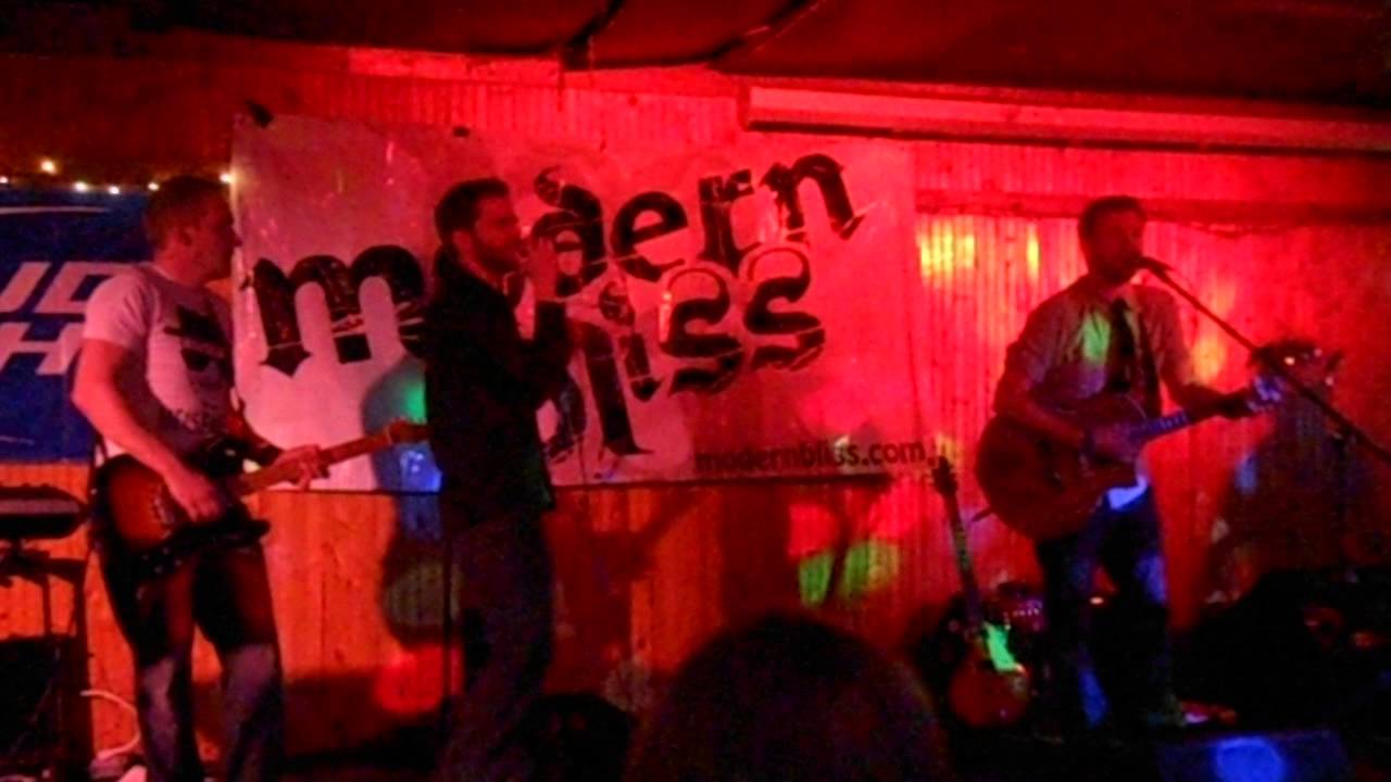modern-bliss-live-rp-mcmurphy-s-cover-ho-hey-youtube