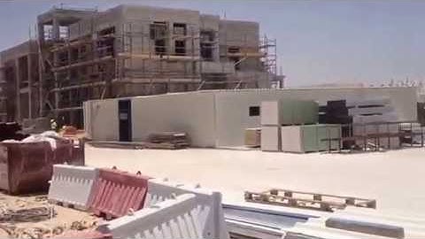 Peringenerators fornisce energia in mezzo al deserto del Kuwait