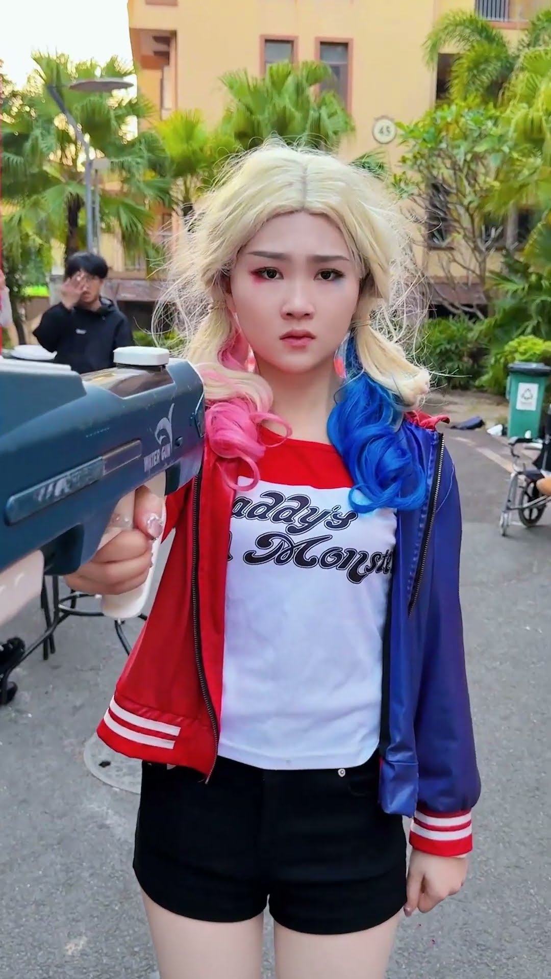 白天使和哈莉奎因的对峙。#小丑 #天使 #超人不会飞 #shorts
