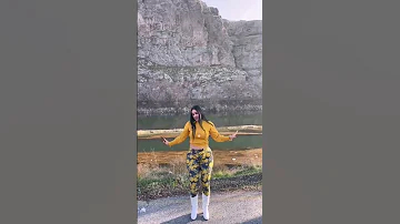 احلا بنت في عالم الجمال عدا الكلام رقص 