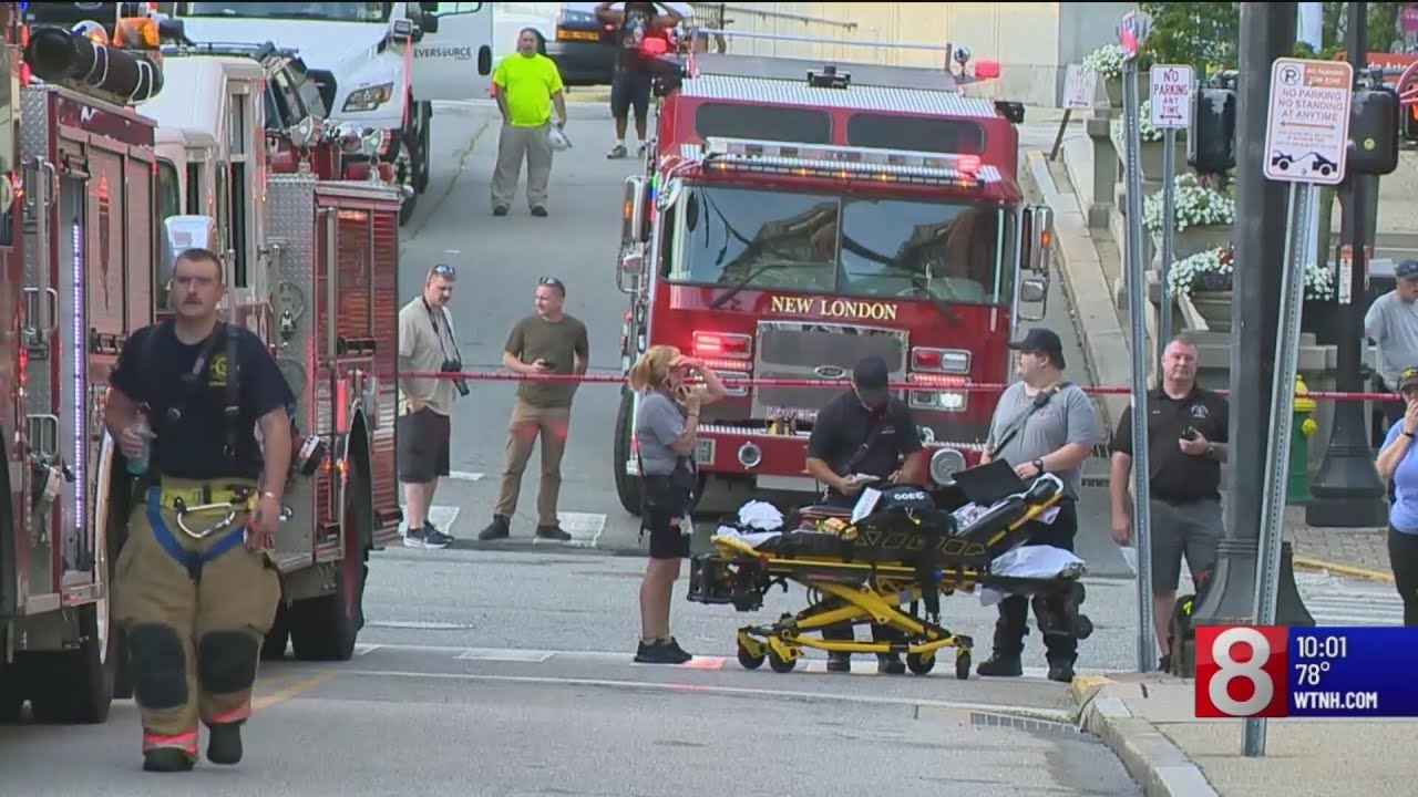 4 people hospitalized after apartment fire in New London - YouTube