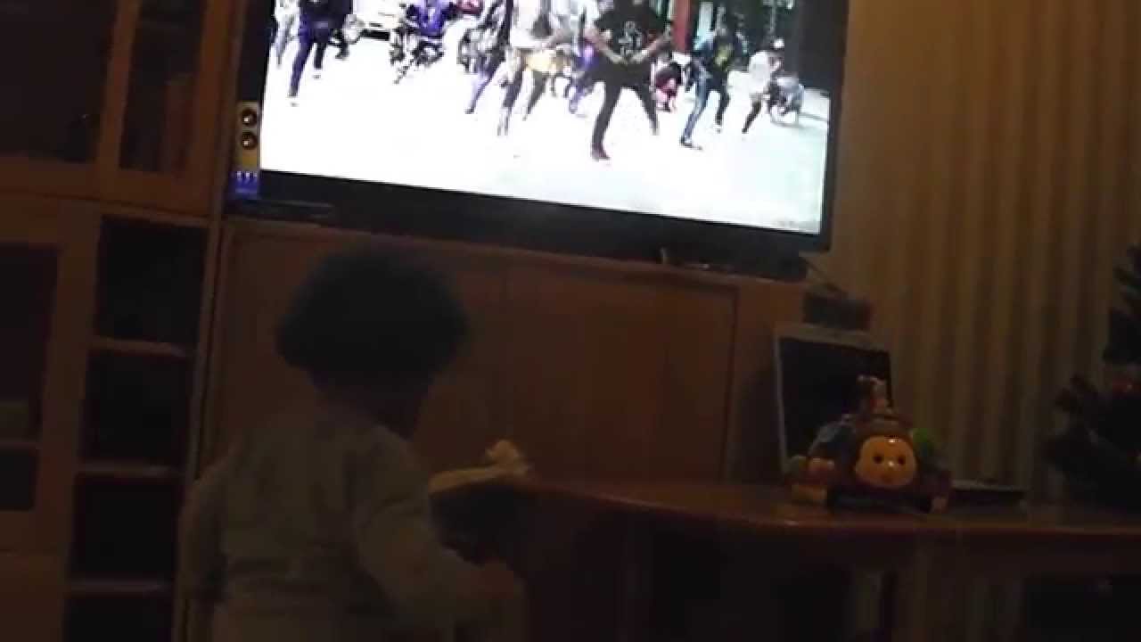 LMFAO - Everyday i'm shufflin :) - YouTube