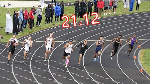 Justin Braun, Steven McElroy Showdown in Boys 200m...