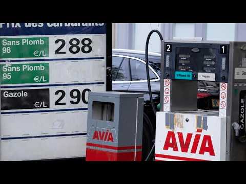«On attend toujours» : Jean-Marc Rivera dénonce des retards dans le versement des aides carburant