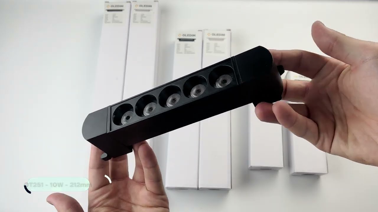 Трековый светильник Oledim 7771187 OT253 Led 1x30W 4000K IP20 Черный video