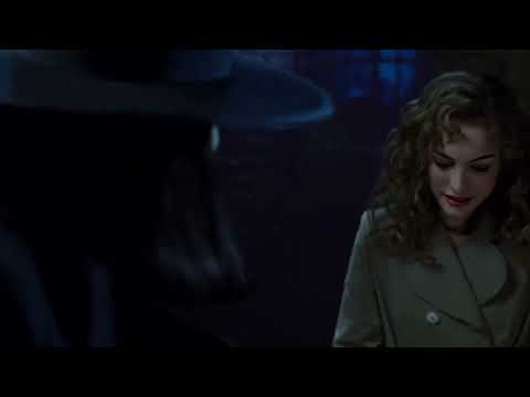 What if Anne Hathaway was in V for Vendetta instead of Natalie Portman?
