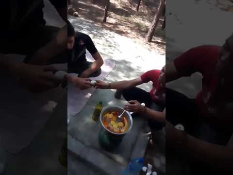 تفریحه بچه ها ی ایران شهرستان ساوه مدرسه باقر العلوم