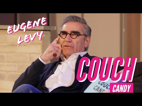 Video: Eugene Levy Čistá hodnota: Wiki, ženatý, rodina, svadba, plat, súrodenci