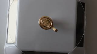 Medalla virgen de guadalupe circular Oro 14 K