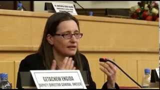 Press Conference at the Global Launch of the EFA Global Monitoring Report 2013/4