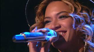 Beyoncé \& Jay Z - Forever Young  (Coachella 2010)