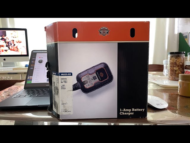アクセサリー Harley-Davidson 1-Amp Battery Charger 1 Amp Dual-Mode Battery Charger | Harley-Davidson USA