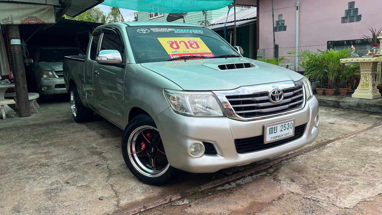 Toyota Hilux VIGO Champ SmartCab 2.5 E  MT ปี 12