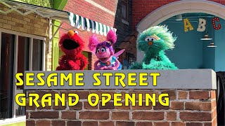 Elmo Abby Cadabby And Rosita Visit Sesame Street At Seaworld For The Grand Opening