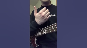 Thumbnail of SIMPLE slap bass trick #bass #shorts #youtubeshorts