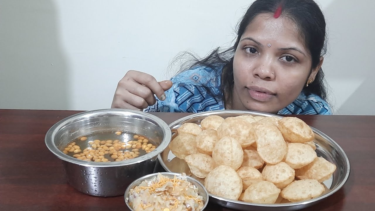 Pani puri eating show #indianfood @foodloversavitha ..5