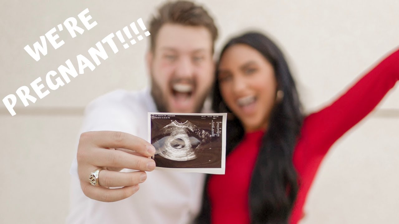 WE'RE PREGNANT!  | TELLING OUR FAMILIES