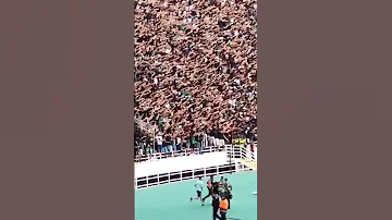 جماهير الرجاء البيضاوي تبدع كالعادة بملعب الامير مولاي عبد الله بالرباط 