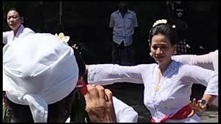 Tari Rejang Sutri Witala