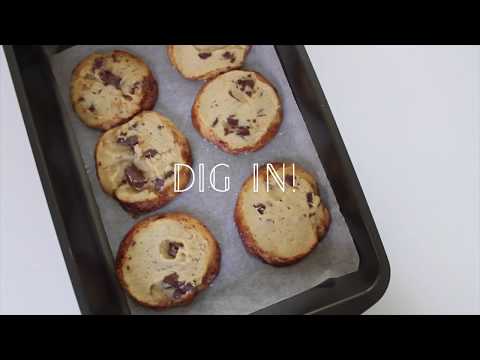 Salted Butter and Chocolate Chunk Shortbread