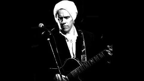 Daniel Cavanagh - Running Up That Hill (Memory & M...