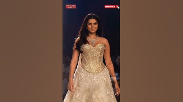 Tara sutaria or Veer pahariya mein kon hai jada Ameer ?? #veerpahariya #tarasutaria #bollywood