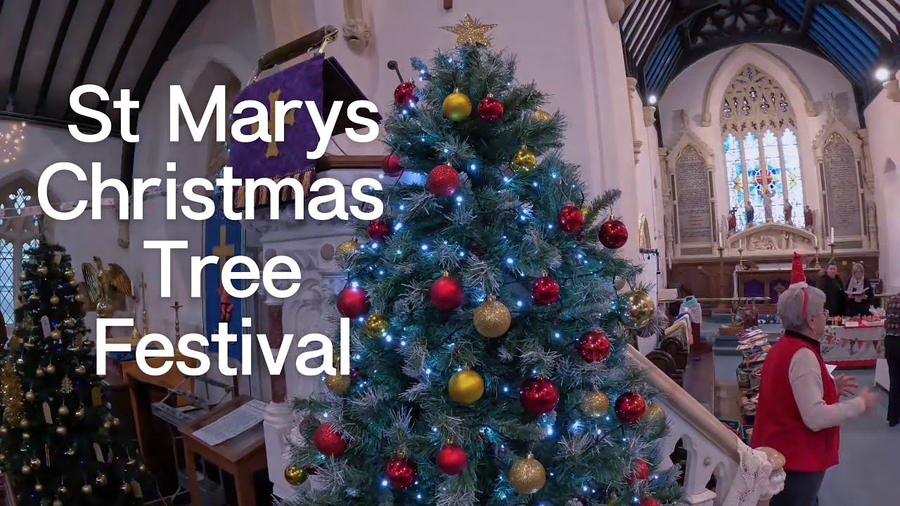 Фестиваль рождественских елок в церкви Святой Марии 2025 года