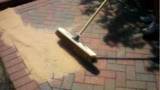 How to sand in a block paved driveway with kiln dried sand 2