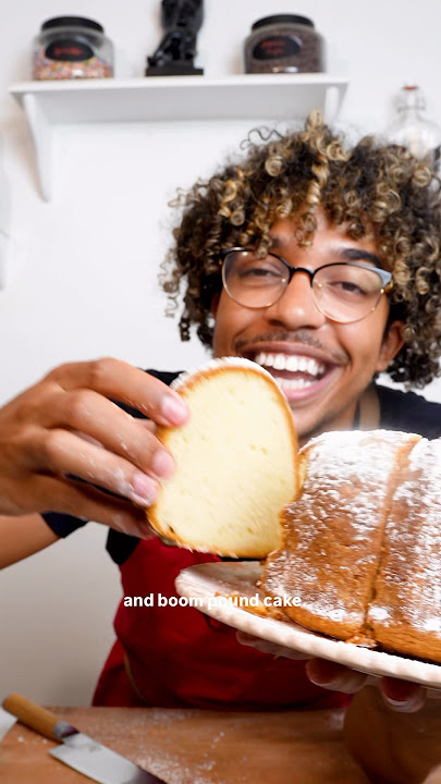 The BEST Vanilla Pound Cake Recipe! So moist and easy #poundcake #bakingtutorial