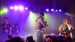 Israel Novaes & Humberto e Ronaldo- Presley Style.