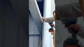 Hidden Nail Construction Technology And Snap-On Installation Prevent Rainwater From Penetrating.