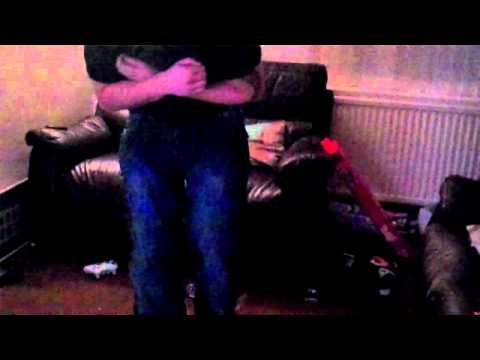 Xbox kinect jump Fail (Smashed light) lol!!.wmv