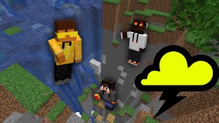 Minecraft with Natural Disasters is SUPER CHAOTIC