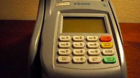 First Data™ FD200 Credit Card Terminal Overview