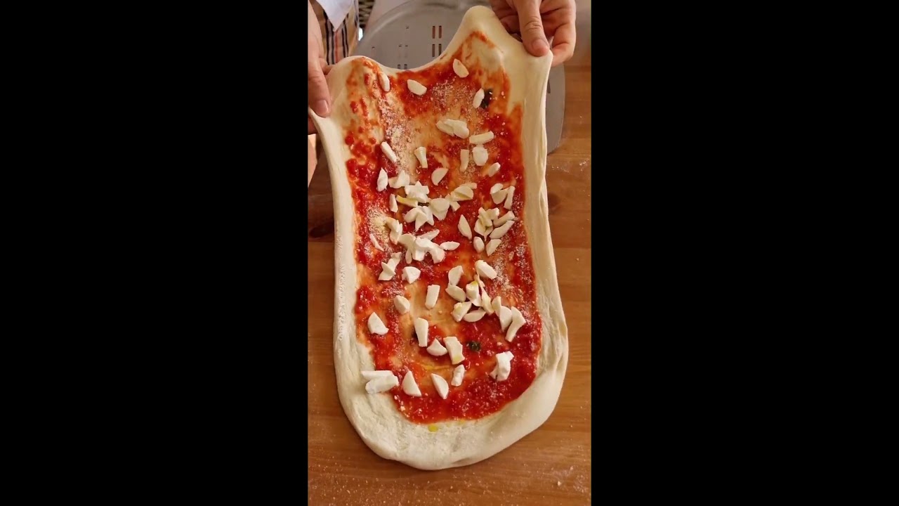 How to make Pizza like an Italian  #shorts
