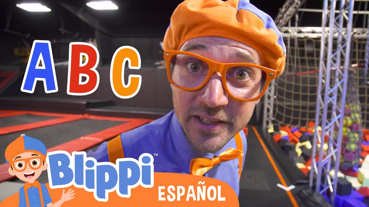 Blippi visita un parque de trampolines y aprende el abecedario YouTube