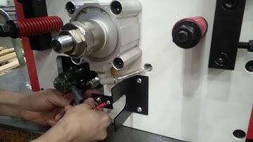 NC Servo Roll Feeder Machine RNC-300 Connecting and Testing